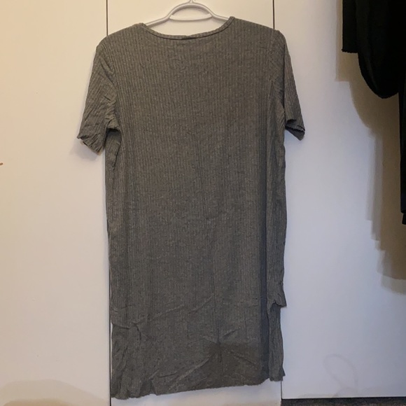Zara Grey T-shirt - Picture 3 of 3